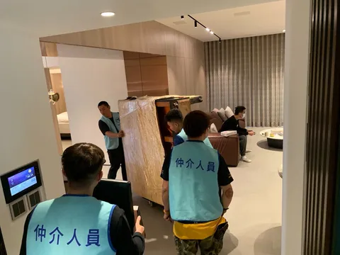 鼎遷搬家全新5噸車與搬運現場 1